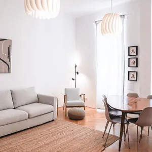 Apartment Heymi Zentagasse, Vienna