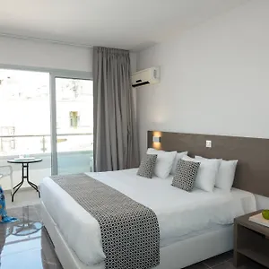 Blazer Hotel apartamentowy Larnaca