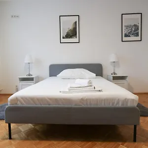  Apartamento Retro In The Center.