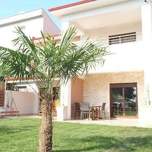 villa-valerie.hotelschalkidiki.net/